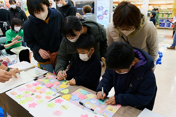 子ども食堂のイベントの様子